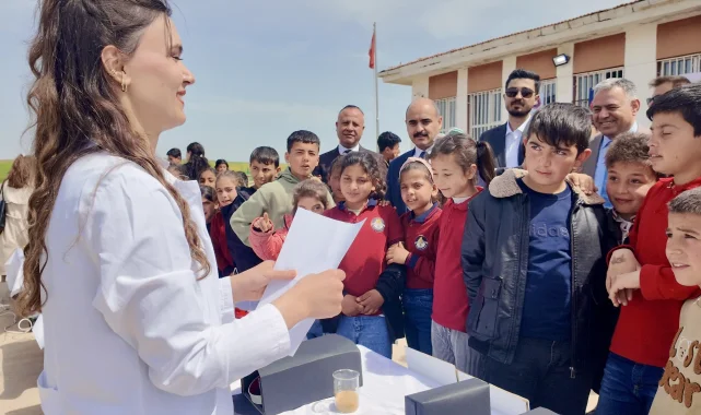 Akçakale'de Öğrenciler Bilimle Yolculuğa İlk Adımı Attı