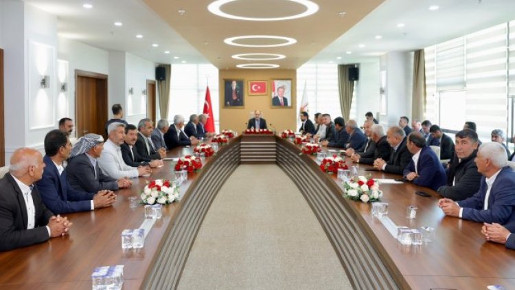 Başkan Gülpınar, Suruç Muhtarlarıyla Buluştu: İhtiyaçlar ve Talepler Masaya Yatırıldı