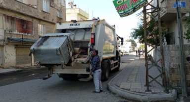 Birecik Belediyesi Temizlik Ekipleri Çevre Temizliğine Odaklandı