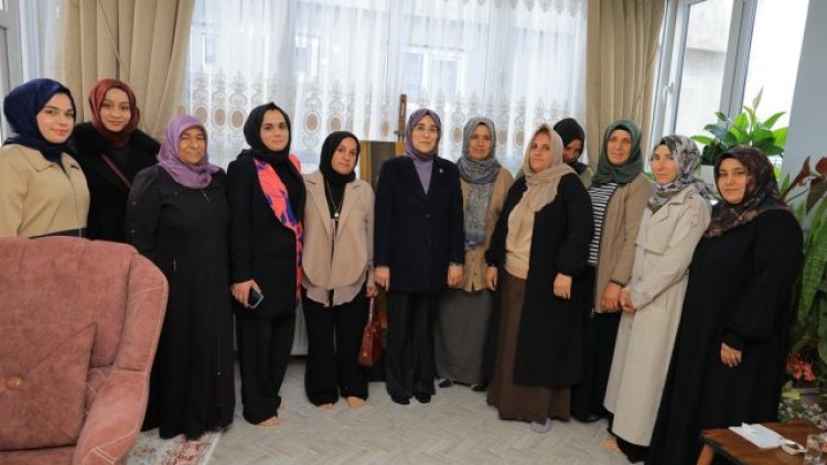 Bozova'da Kadın Kolları Ziyareti: Yazmacı Kadınların Gücünü Vurguladı