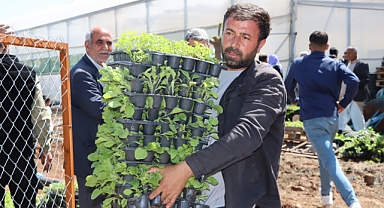 Büyükşehir, 1 Milyon Fide Dağıtarak Üreticiyi Destekledi