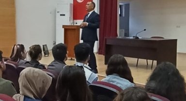 Ceylanpınar'da Aday Öğretmenlere Yönelik Seminer ve Toplantı Düzenlendi