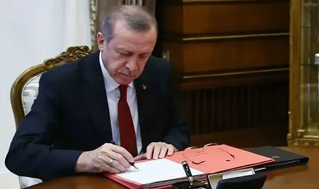 Cumhurbaşkanı Erdoğan imzaladı! 4 ilin valisi değişti!