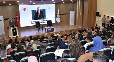 Ersin Tatar, Şanlıurfa'da öğrencilerle buluştu