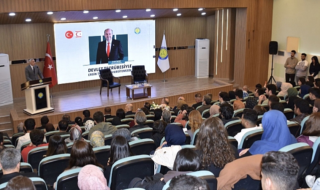 Ersin Tatar, Şanlıurfa'da öğrencilerle buluştu
