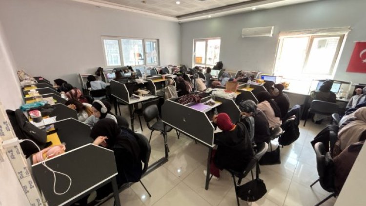 Eyyübiye Belediyesi Gençlerin Sınav Hazırlığına Destek Oluyor