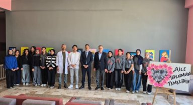 Eyyübiye İlçe Milli Eğitim Müdürü Ahmet Demir, Gazi Anadolu Lisesi'nde İmece Kahvaltısı ve Resim Sergisine Katıldı