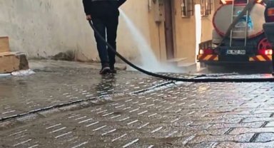 Eyyübiye'de Cadde ve Sokaklar Temizlik ve Düzenleme Çalışmaları Devam Ediyor