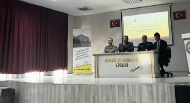 Eyyübiye'de Okul Güvenliği ve BİGEP Değerlendirme Toplantısı Yapıldı