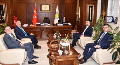 Gençlik ve Spor Bakan Yardımcısı Eminoğlu Harran Üniversitesini Ziyaret Etti