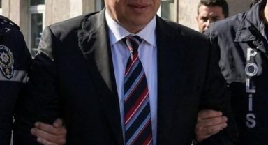 Halfeti Eski Kayyumu Şeref Albayrak Yolsuzluktan Gözaltına Alındı