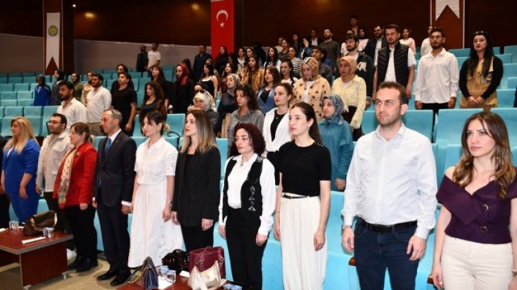 Harran Üniversitesi'nde Kadınların Turizmdeki Rolü Panelle Ele Alındı