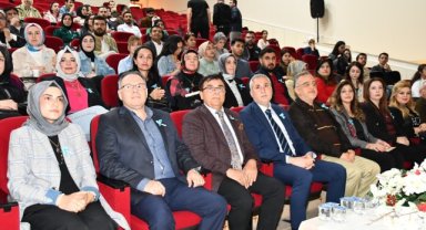 Harran Üniversitesi'nde Otizm Paneli: Tıbbi, Eğitimsel ve Sosyal Boyutlar Ele Alındı