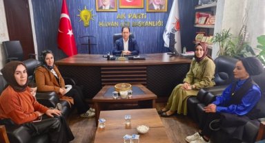Hilvan AK Parti Kadın Kolları'ndan İlçe Başkanlığı'na Ziyaret
