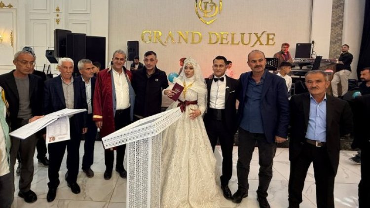 Hilvan Eşbaşkanı Serhan Paydaş, Genç Çiftin Nikahını Kıydı