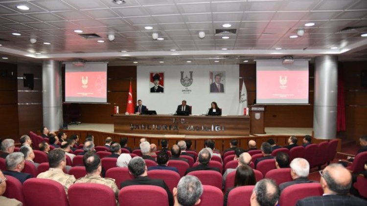 Hilvan Kaymakamı Karakaş, Şanlıurfa Valisi Şıldak Başkanlığındaki Toplantıya Katıldı