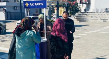 Hilvan'da AK Parti Kadın Kolları Yeni Üyelerle Güçleniyor