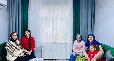 Hilvan'da Kadın Kolları Başkanlığı Aile Ziyareti Gerçekleştirdi