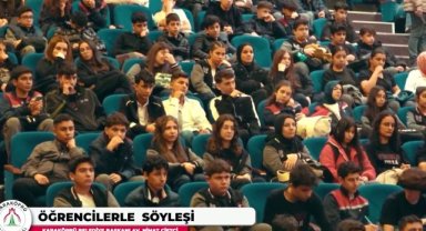 Karaköprü Belediyesi'nden Öğrencilere İlham Veren Söyleşi