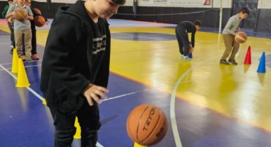 Karaköprü'de Gençlere Yönelik Spor Kursları Devam Ediyor