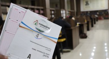 Karaköprü'de Gençlere Yönelik TYT Deneme Sınavı Düzenlendi