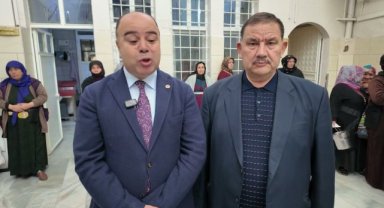 Karaköprü'de İhtiyaç Sahiplerine Sıcak Yemek Dağıtımı Devam Ediyor