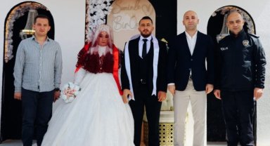 Kaymakam Çakal, Gazi İbrahim İpek'in Düğününe Katıldı