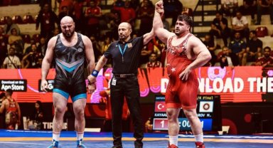 Rıza Kayaalp 13. Avrupa Şampiyonluğunu Kazandı, Naif Bülbül Tebrik Etti