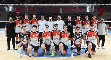 Şanlıurfa Büyükşehir Belediyesi Genç Erkekler Voleybol Takımı Yarı Finale Çıktı
