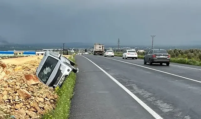 Şanlıurfa’da kontrolden çıkan araç şarampole devrildi!