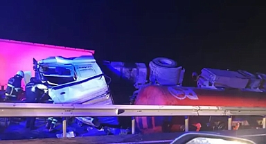 Şanlıurfa’da yakıt yüklü TIR devrildi: Sürücü hayatını kaybetti!