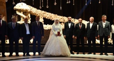 Şanlıurfa Valisi Hasan Şıldak Çiftin Mutluluğuna Ortak Oldu