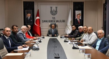 Şanlıurfa'da Futbol Maçı Öncesi Güvenlik Toplantısı: Vali Şıldak Başkanlığında Tedbirler Değerlendirildi