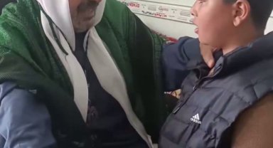 Şanlıurfa'da Sözde Hoca İddiası: Anahtarla Çocuğu Konuşturduğu Görüntüler Tepki Çekti