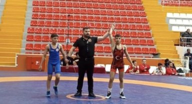 Şanlıurfa'dan Avrupa'ya Güreş Şampiyonu: Mehmet Esad Dedeoğlu