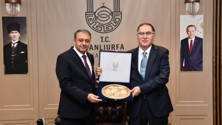 Şeref Malkoç ve Heyeti, Şanlıurfa Valisi Hasan Şıldak'ı Ziyaret Etti