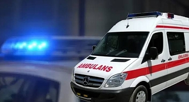 Urfa'da iki araç çarpıştı, yol kenarındaki öğrenciler yaralandı!