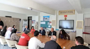 Vali Polat'ın okul ziyaretleri devam ediyor