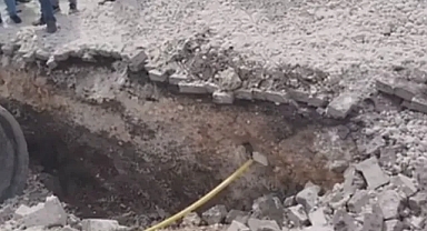 Viranşehir'de doğal gaz borusu hasar gördü: Mahallede panik