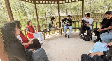 Viranşehir Gençlik Merkezi'nde Müzik Etkinliği Gençlerle Buluştu