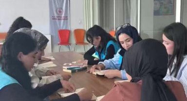 Viranşehir Gençlik Merkezi'nde Öğrencilere Dopdolu Spor Etkinlikleri