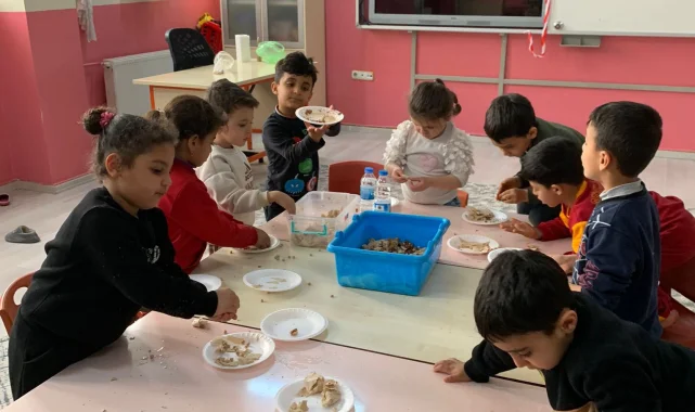 Zeliha Ramazan Alpan Anaokulu Öğrencilerinden Tohum Topu Etkinliği
