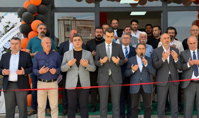 AK Parti Bozova İlçe Başkanı Mehmet Akgün, Bülent Börekçilik Açılışına Katıldı