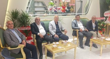 AK Parti Halfeti İlçe Teşkilatından Gümüş Kuyumculuk'a Ziyaret