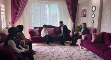 AK Parti Karaköprü İlçe Başkanı Orhan Çelik Sahada Vatandaşlarla Buluştu