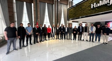 AK Parti Karaköprü İlçe Başkanlığı'ndan İl Danışma Meclisi Toplantısı Değerlendirmesi