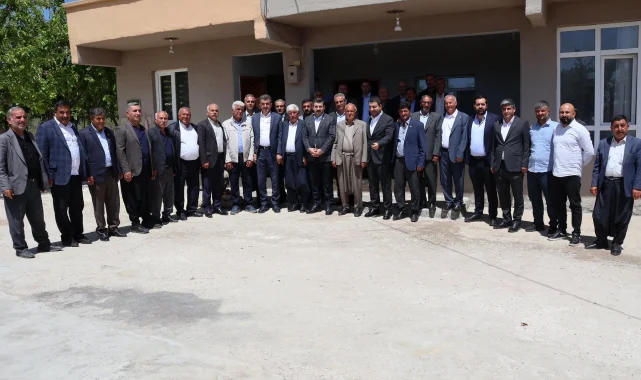 AK Parti Karaköprü'de Muhtarlarla İstişare Toplantısı Yapıldı