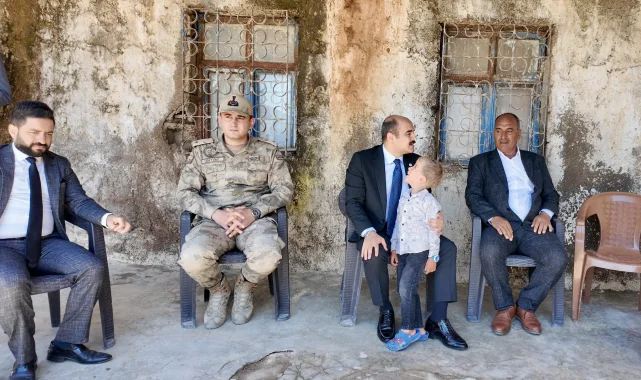 Akçakale Kaymakamı Altınöz Kırsal Mahallelerde Denetim ve Halkla Buluşma Gerçekleştirdi