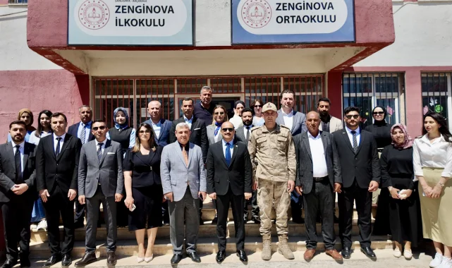 Akçakale Kaymakamı Altınöz'den Okul Ziyaretleri