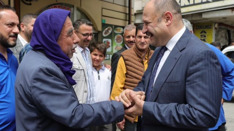 Başkan Gülpınar Divanyolu Esnafıyla Buluştu: Talepleri Dinledi, Sohbet Etti